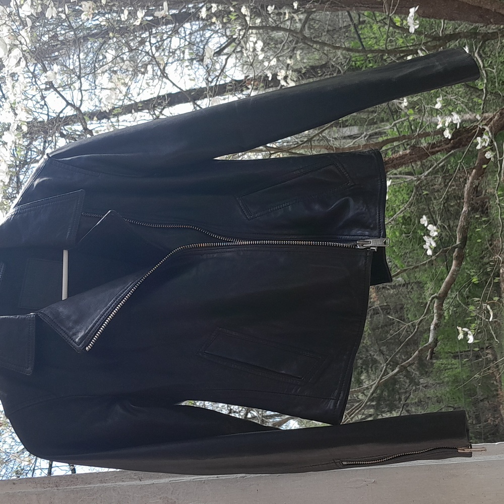 All Saints Vela Black Leather With Thick Silver Zipper Understated Moto Jacket